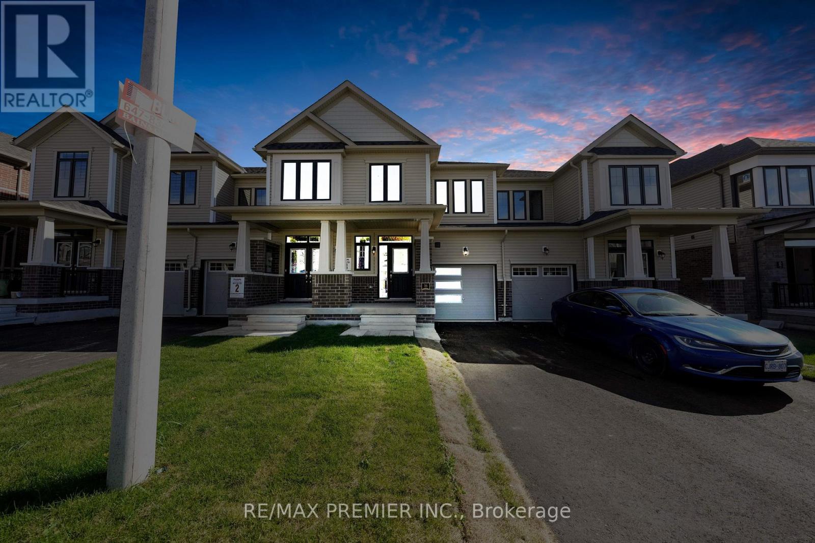 16 PRUDHOE TERRACE, Barrie, Ontario