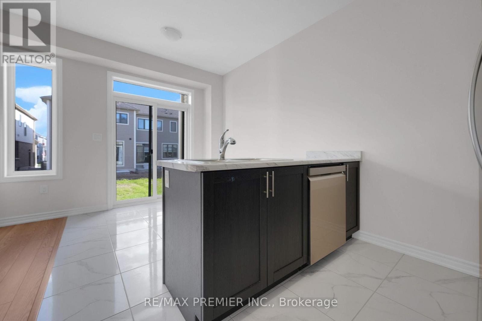 16 Prudhoe Terrace, Barrie, Ontario  L9S 2Z8 - Photo 19 - S12586520