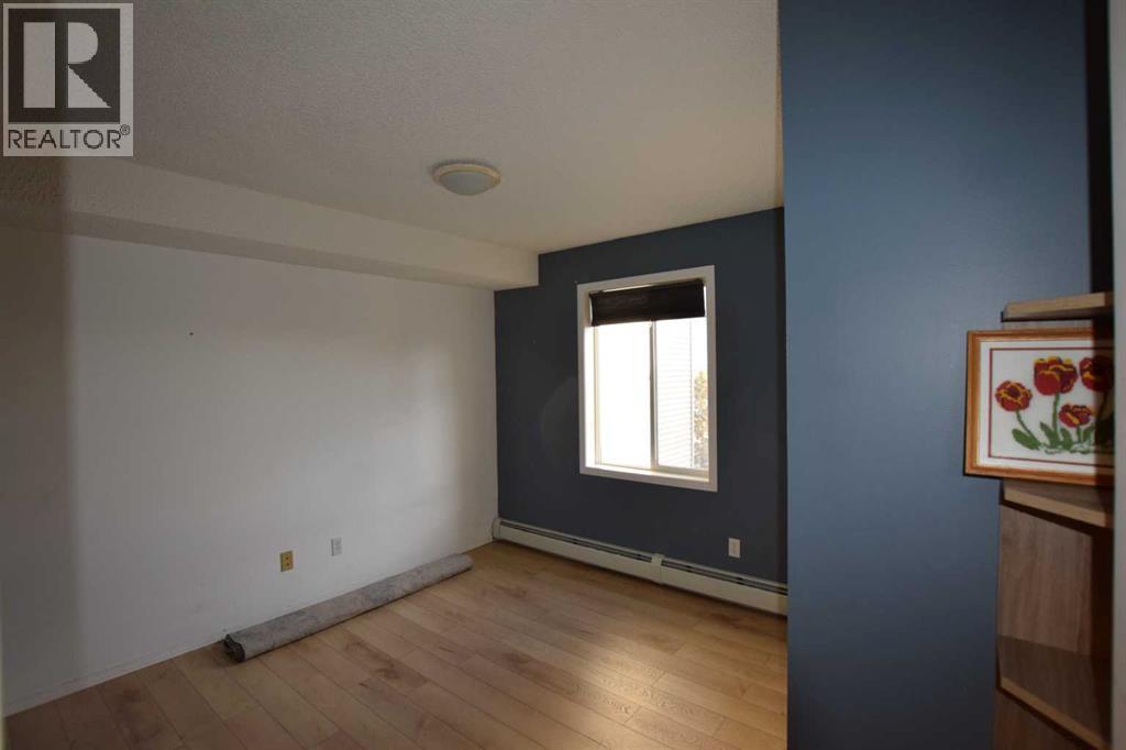 4418, 4000 Somervale Court Sw, Calgary, Alberta  T2Y 4J3 - Photo 3 - A2272261