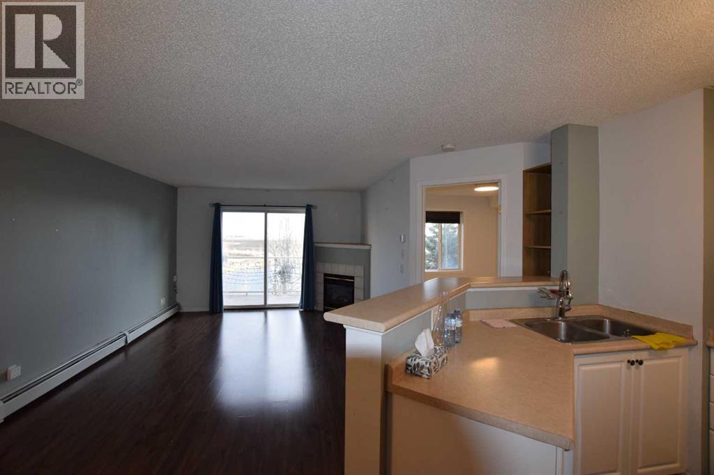 4418, 4000 Somervale Court Sw, Calgary, Alberta  T2Y 4J3 - Photo 5 - A2272261