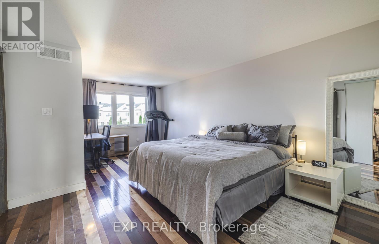 42 - 353 Hillsboro Private, Ottawa, Ontario  K2M 3B1 - Photo 10 - X12561382