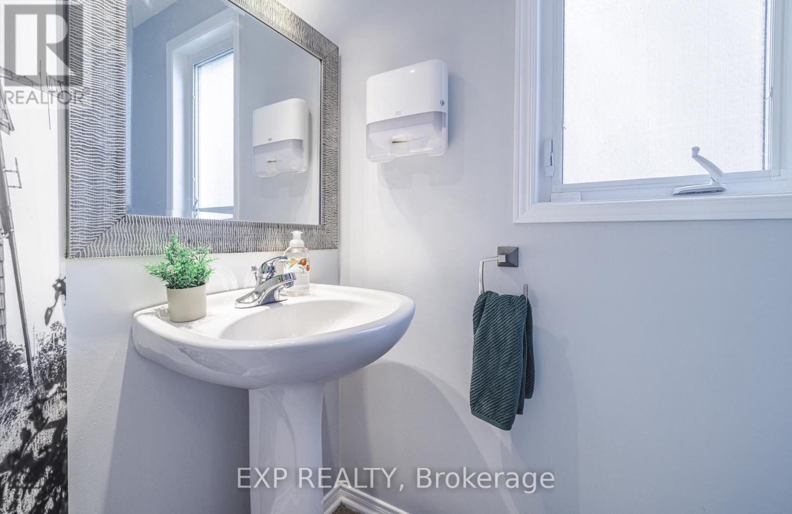 42 - 353 Hillsboro Private, Ottawa, Ontario  K2M 3B1 - Photo 5 - X12561382