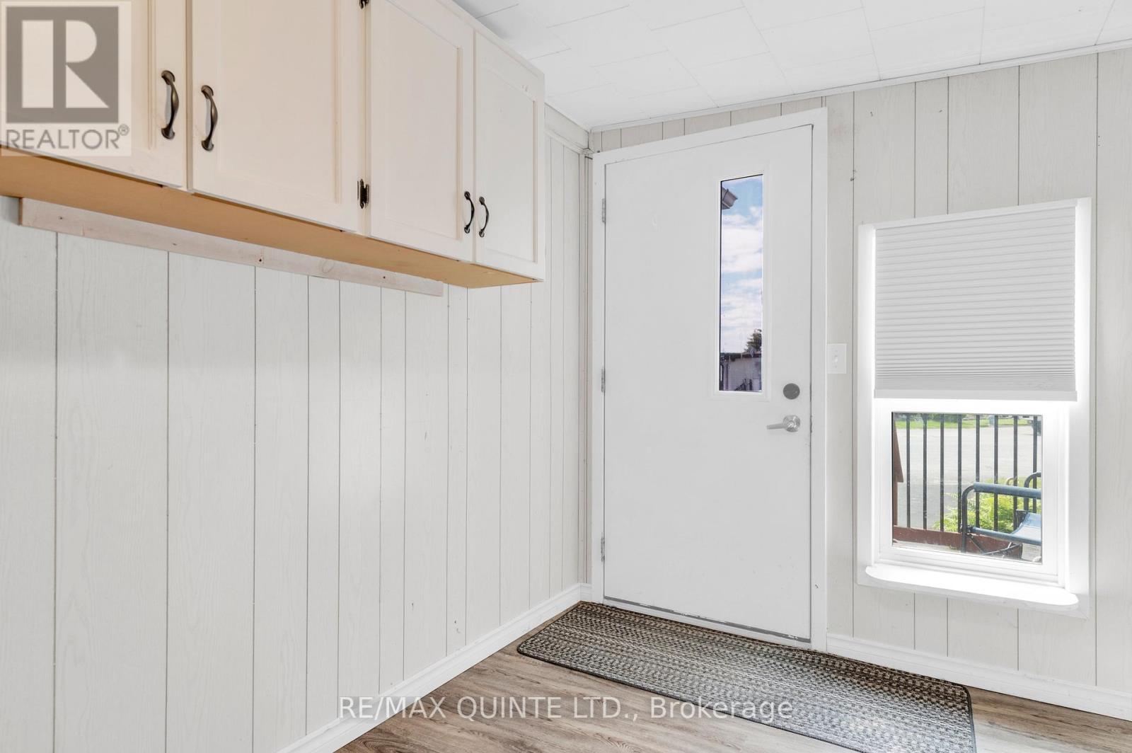 44 - 311 Dundas Street, Quinte West, Ontario  K8V 1M1 - Photo 2 - X12586672