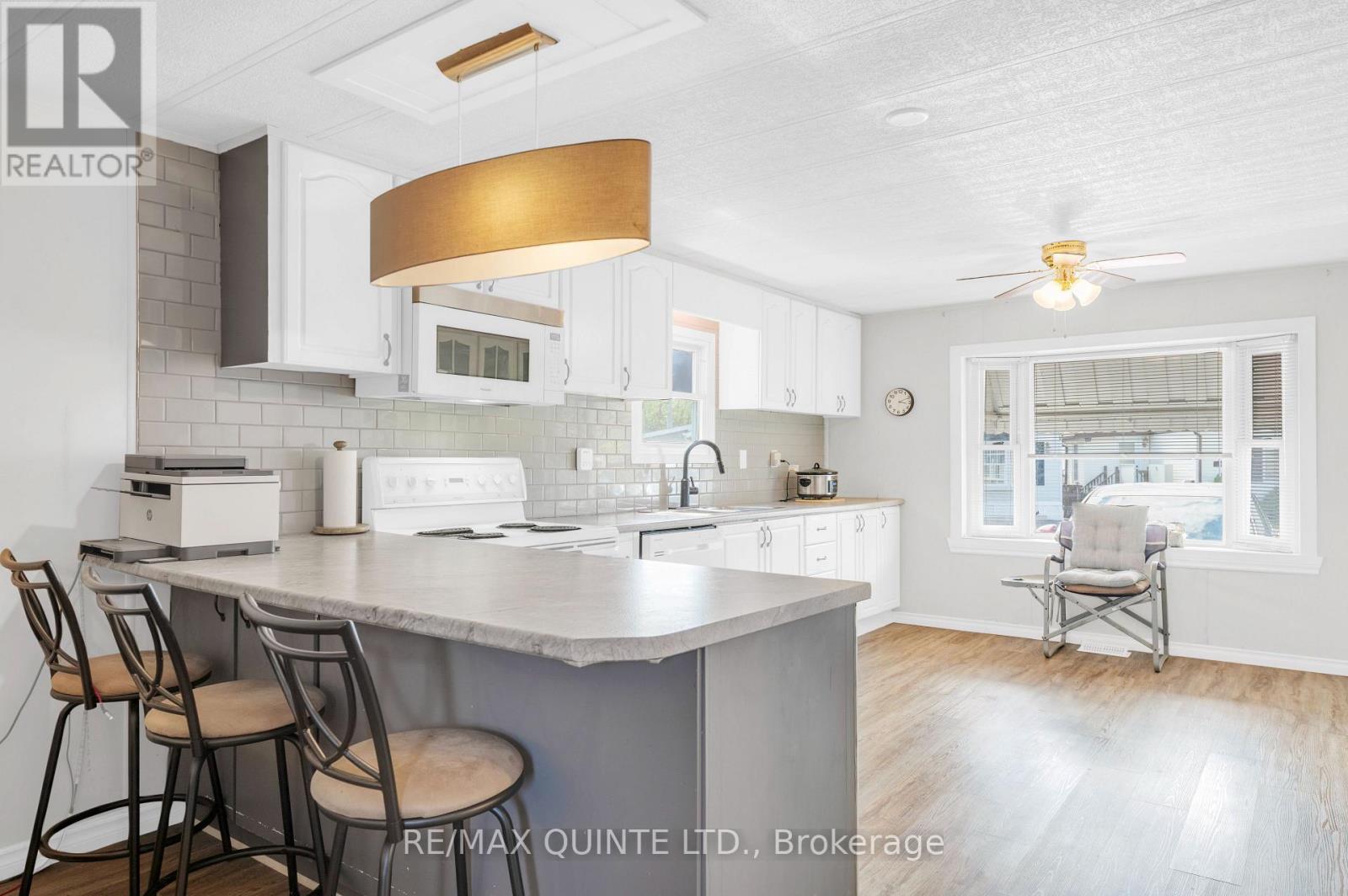 44 - 311 Dundas Street, Quinte West, Ontario  K8V 1M1 - Photo 3 - X12586672