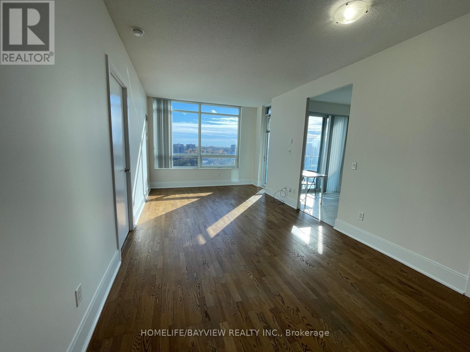 1404 - 181 Wynford Drive, Toronto, Ontario  M3C 0C6 - Photo 4 - C12462617