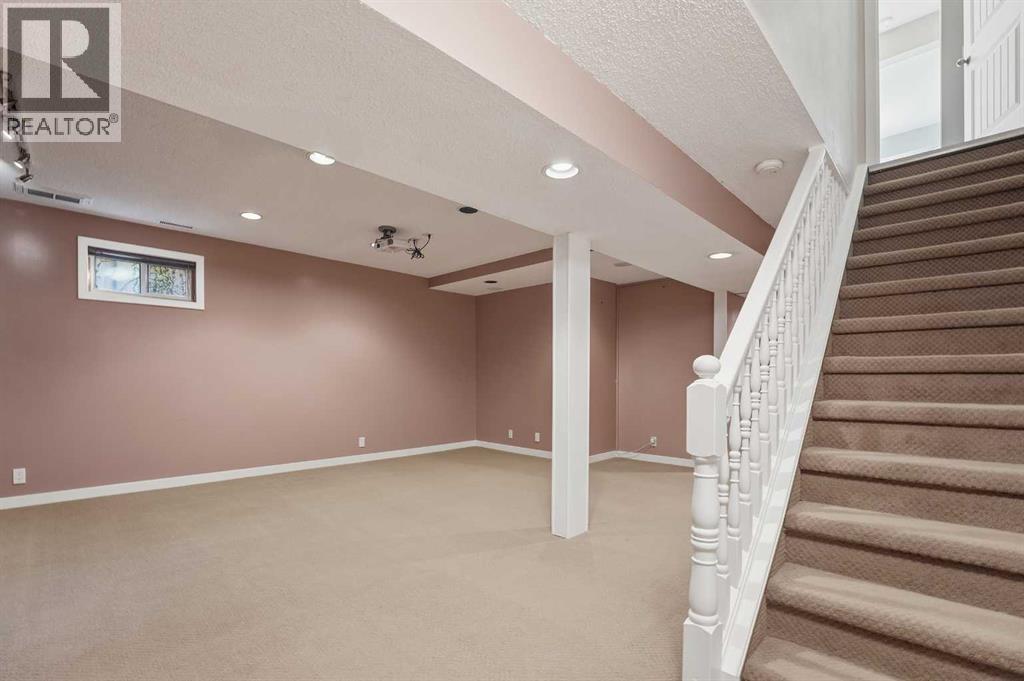 30 Comfort Close, Red Deer, Alberta  T4P 2T7 - Photo 27 - A2272224