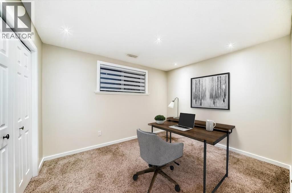 117 Chapalina Close Se, Calgary, Alberta  T2X 3W4 - Photo 38 - A2272067