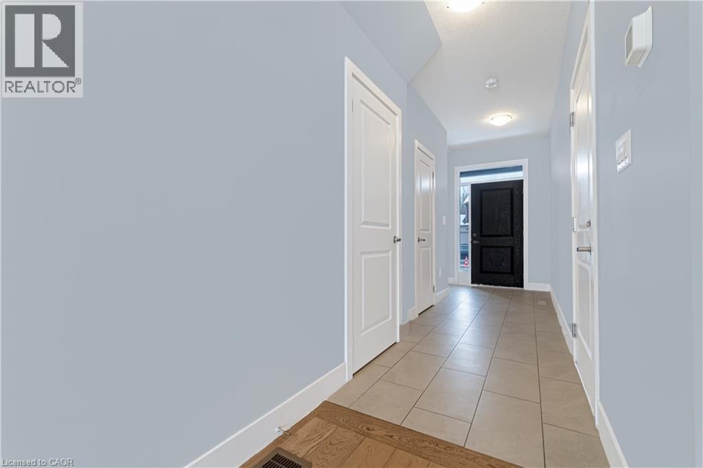 673 Chelton Road, London, Ontario  N6M 0J1 - Photo 8 - 40788080