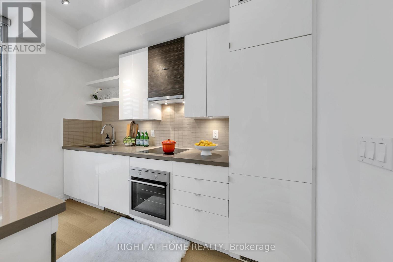 59 Annie Craig Drive, Toronto, Ontario  M9V 0C5 - Photo 18 - W12586570