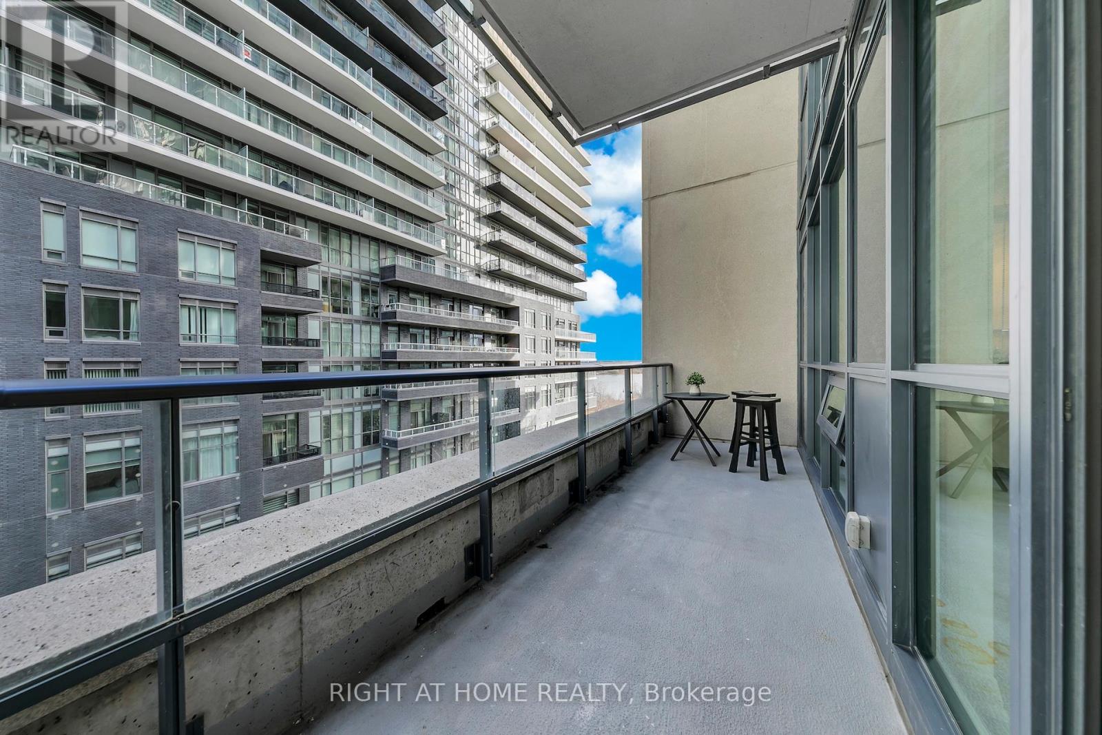 59 Annie Craig Drive, Toronto, Ontario  M9V 0C5 - Photo 24 - W12586570