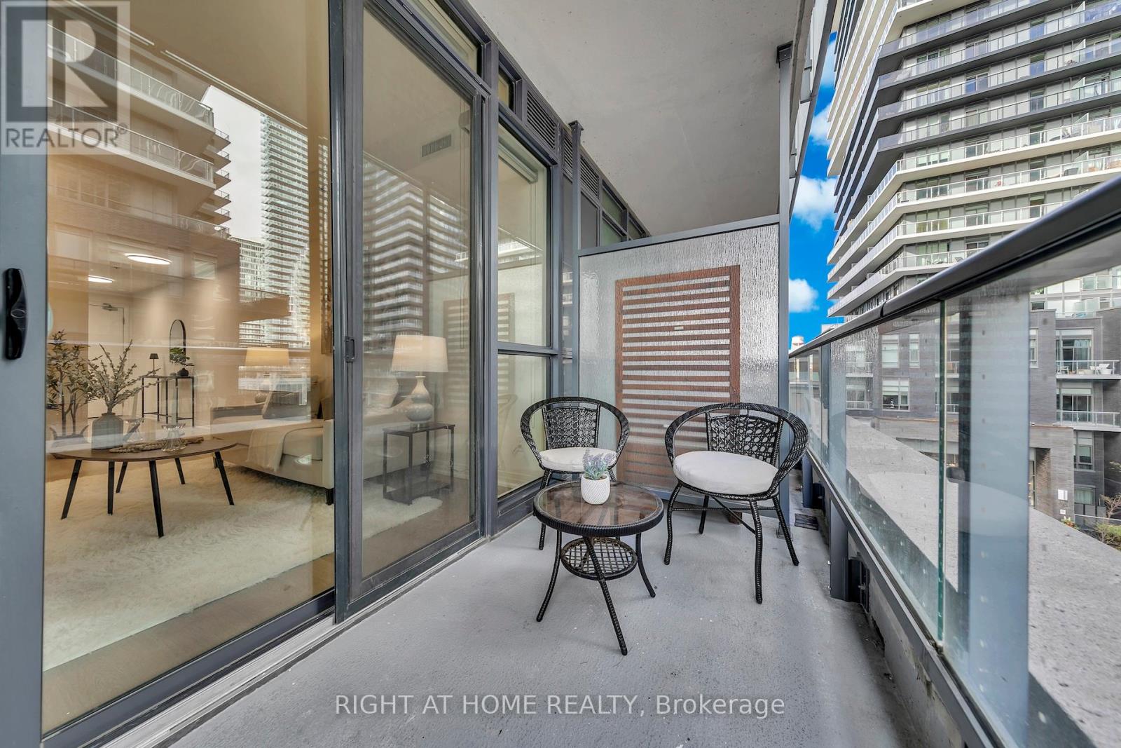 59 Annie Craig Drive, Toronto, Ontario  M9V 0C5 - Photo 26 - W12586570