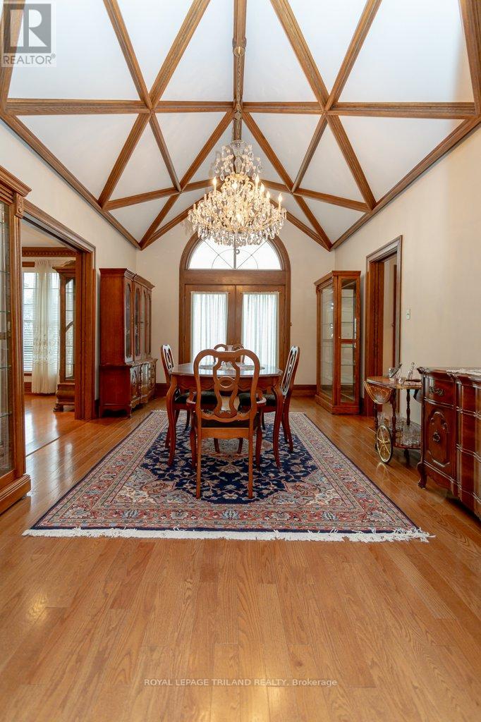 2643 Old Victoria Road, London South, Ontario  N6M 1B8 - Photo 12 - X12586652