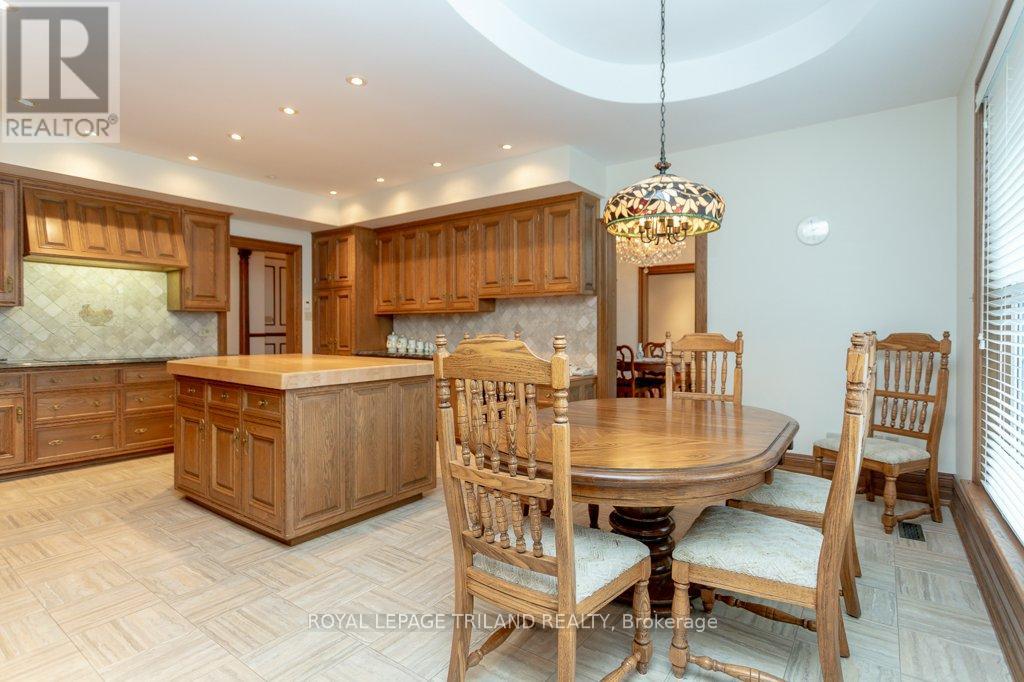 2643 Old Victoria Road, London South, Ontario  N6M 1B8 - Photo 8 - X12586652