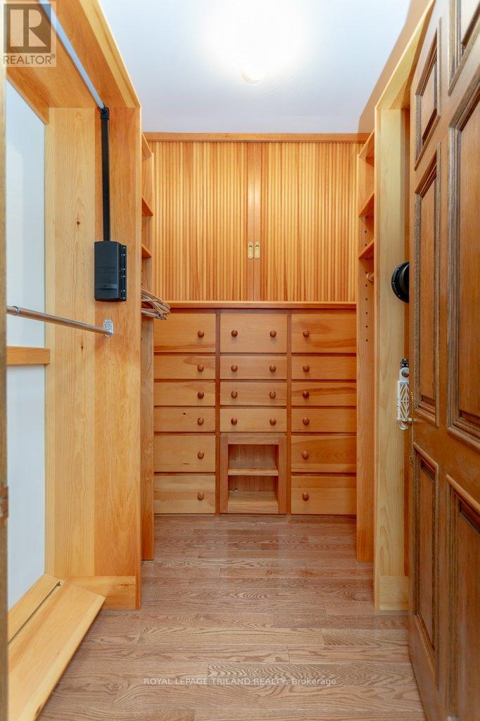 2643 Old Victoria Road, London South, Ontario  N6M 1B8 - Photo 28 - X12586654