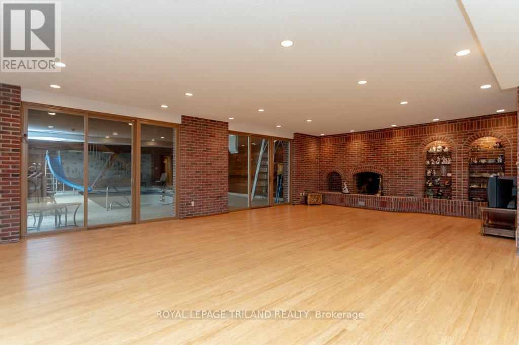 2643 Old Victoria Road, London South, Ontario  N6M 1B8 - Photo 34 - X12586654