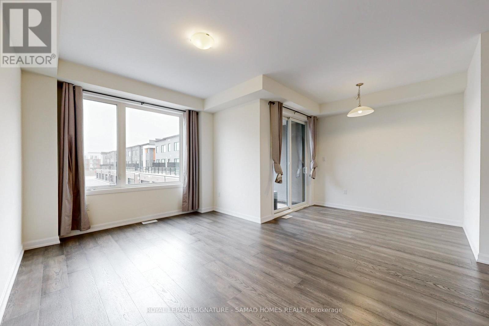 3 - 98 Huguenot Road, Oakville, Ontario  L6H 0X3 - Photo 8 - W12583606