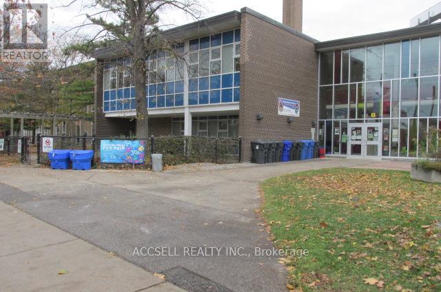 5 Gillespie Avenue, Toronto, Ontario  M6N 2Y5 - Photo 2 - W12585760