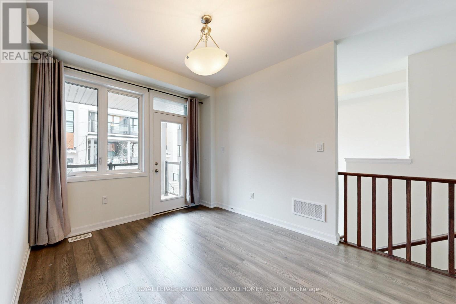 3 - 98 Huguenot Road, Oakville, Ontario  L6H 0X3 - Photo 15 - W12583606