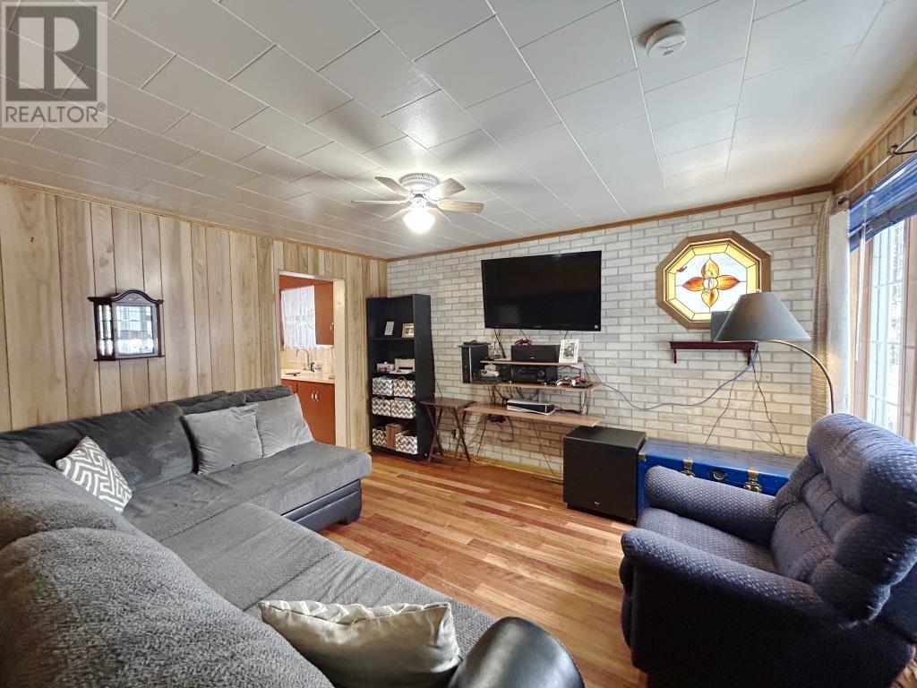 916-918 Victoria Avenue N, Fort Frances, Ontario  P9A 2E5 - Photo 11 - TB253576