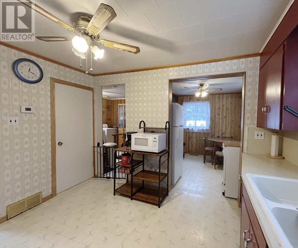 916-918 Victoria Avenue N, Fort Frances, Ontario  P9A 2E5 - Photo 8 - TB253576