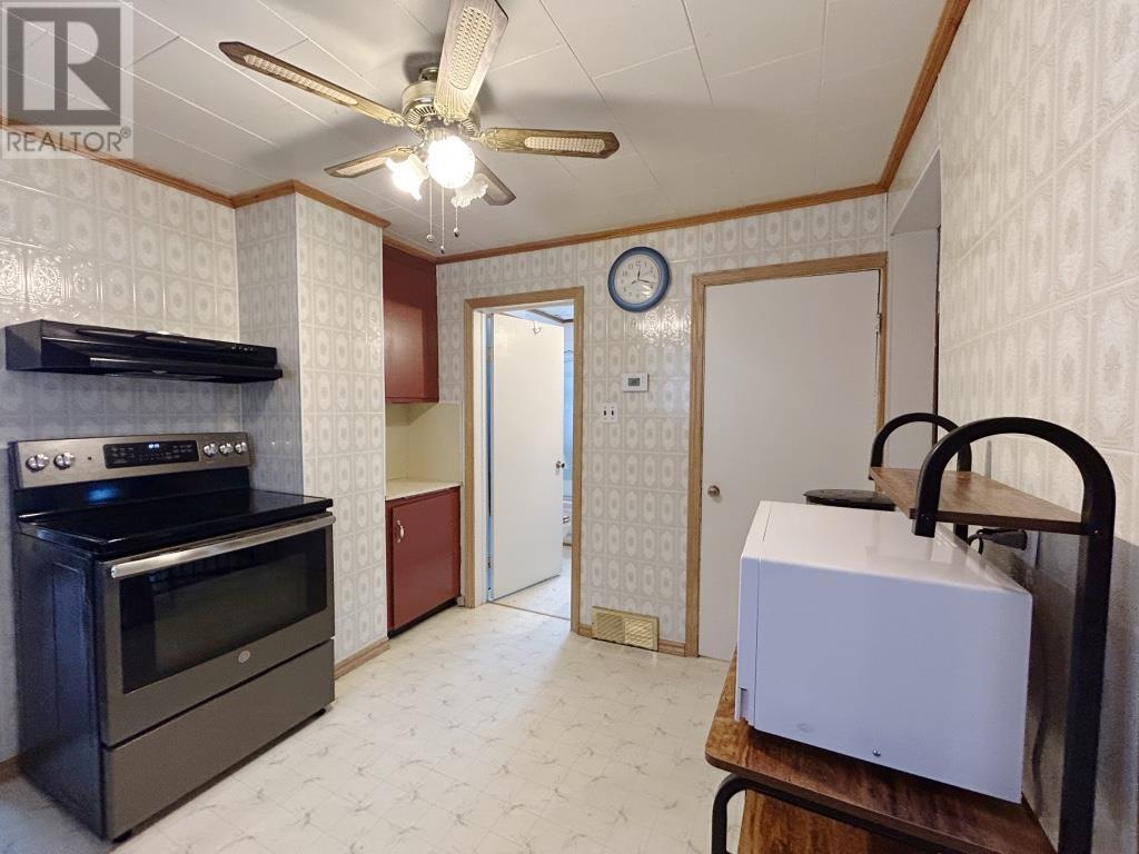 916-918 Victoria Avenue N, Fort Frances, Ontario  P9A 2E5 - Photo 7 - TB253576