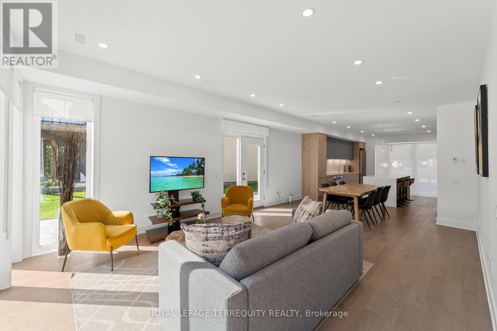 43 Rockmount Crescent, Gravenhurst, Ontario  P1P 0A6 - Photo 13 - X12586506