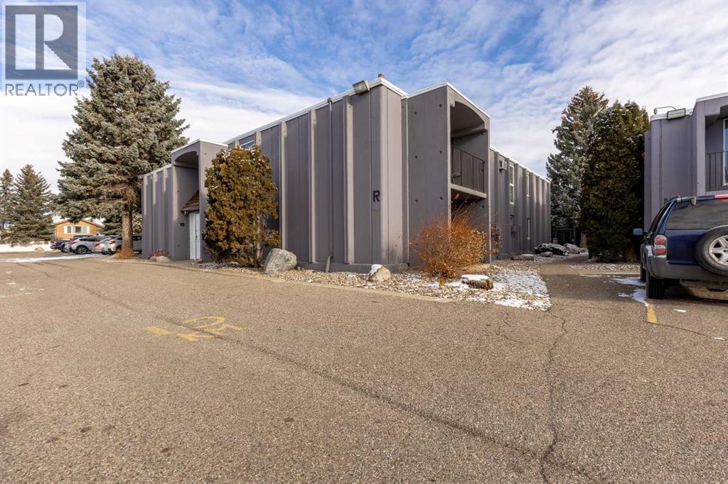 R101, 2004 13 Avenue N, Lethbridge, Alberta  T1H 5B1 - Photo 5 - A2272843