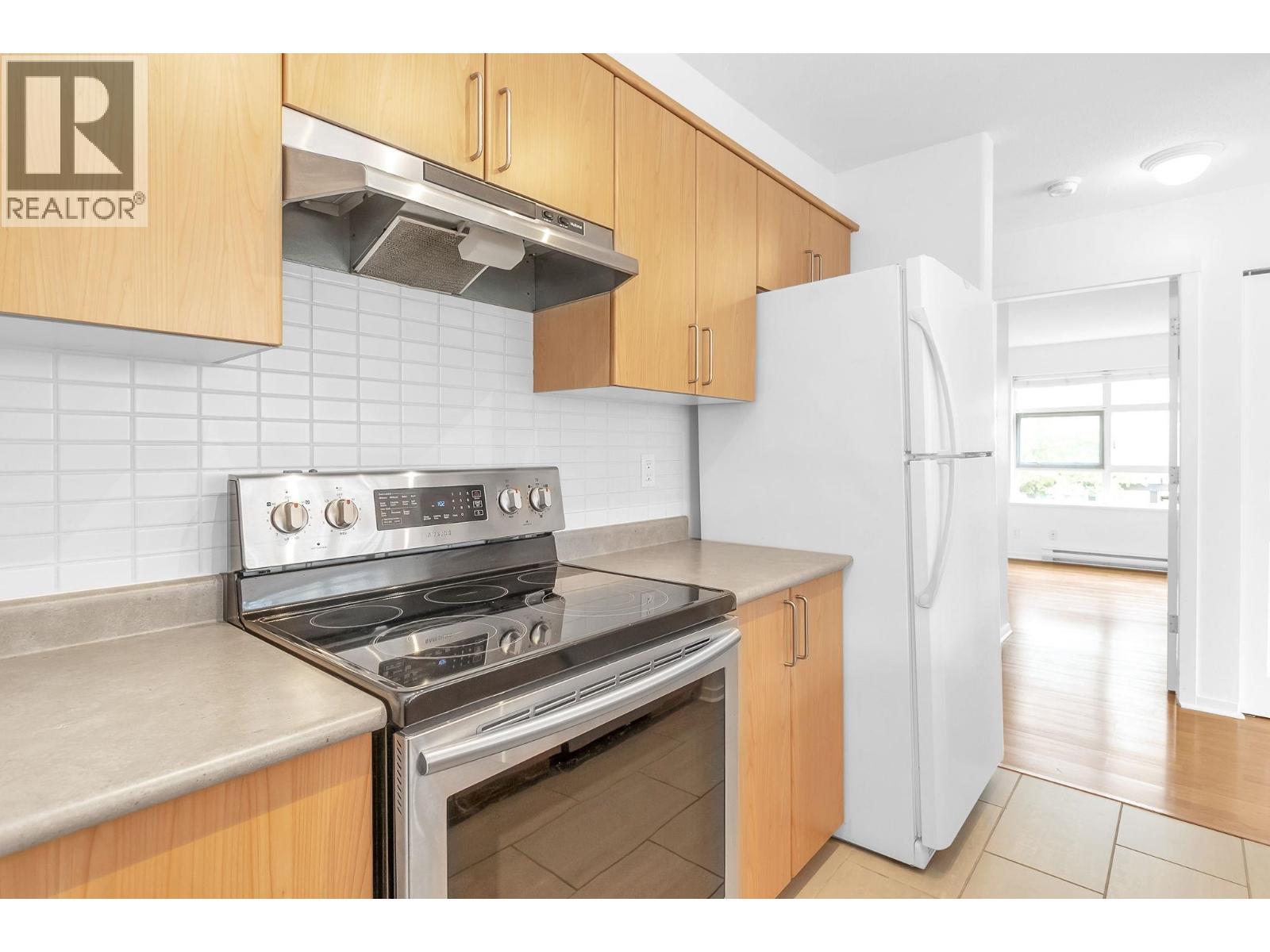 201 3142 John´s Street, Port Moody, British Columbia  V3H 5E5 - Photo 8 - R3065205