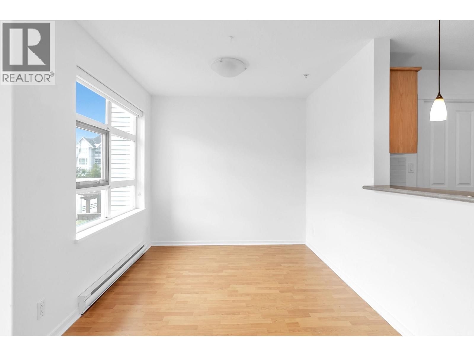 201 3142 John´s Street, Port Moody, British Columbia  V3H 5E5 - Photo 10 - R3065205