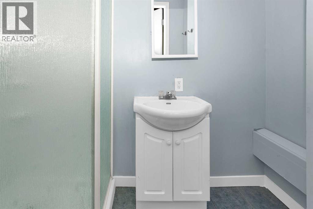 1059 Pinecliff Drive Ne, Calgary, Alberta  T1Y 3W8 - Photo 24 - A2272973