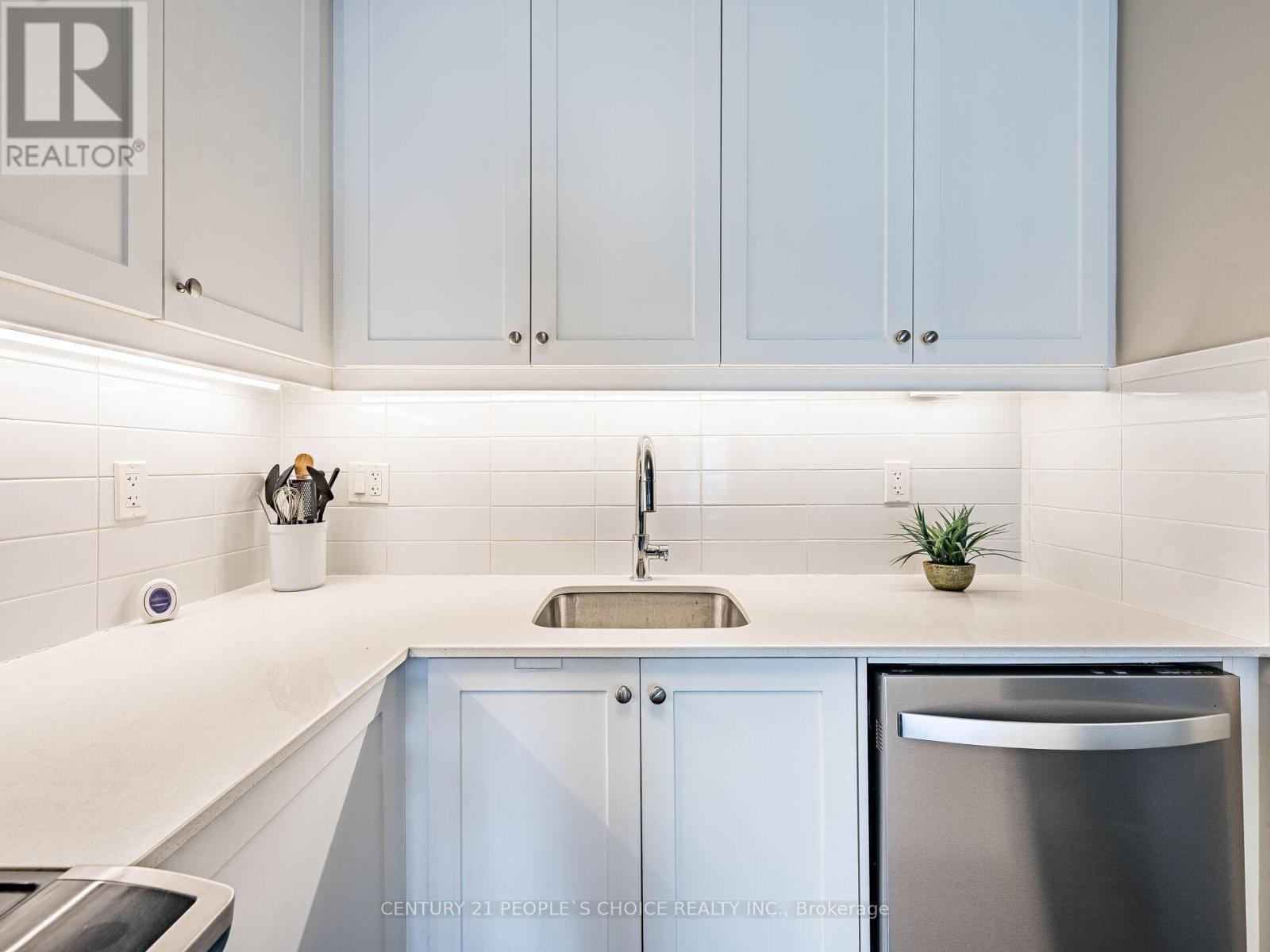 411 - 50 Ann Street, Caledon, Ontario  L7E 1B9 - Photo 14 - W12584936