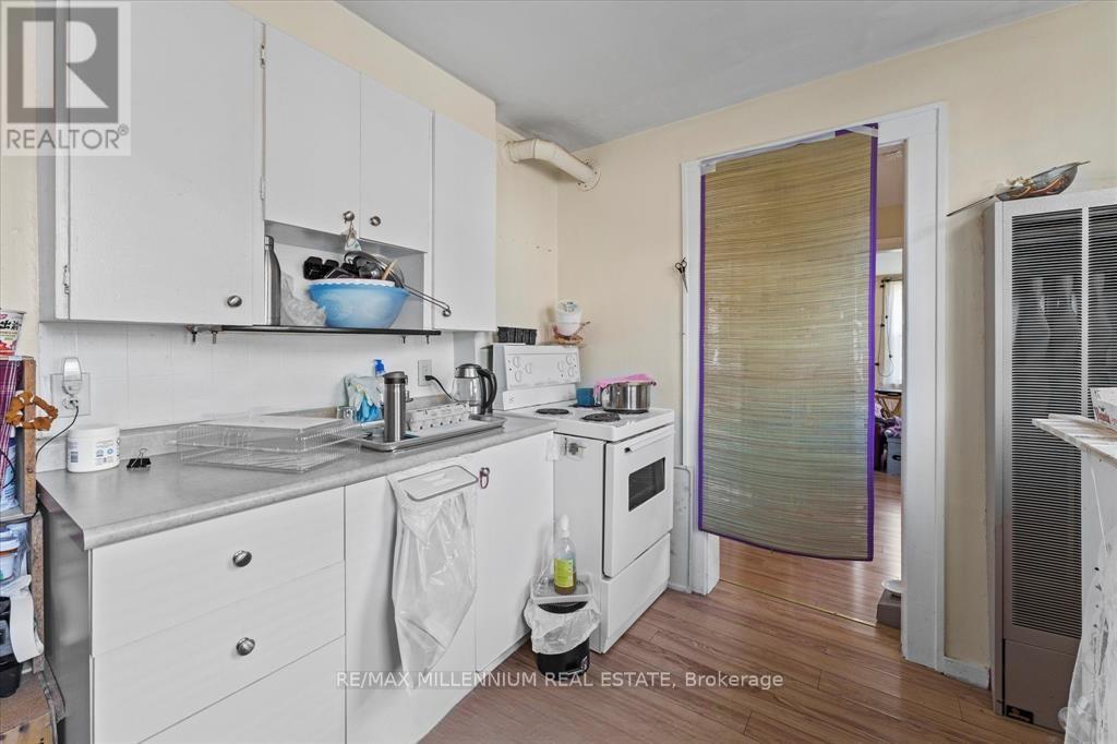 124-130 Elm Avenue, Windsor, Ontario  N9A 5G8 - Photo 22 - X12443248