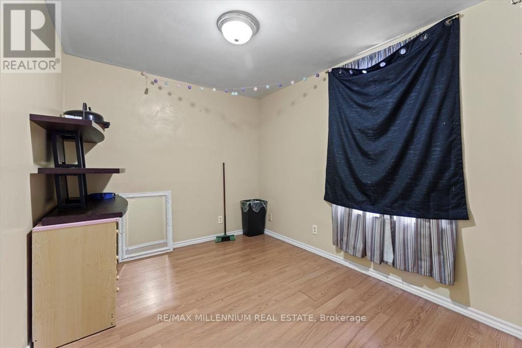 124-130 Elm Avenue, Windsor, Ontario  N9A 5G8 - Photo 33 - X12443248