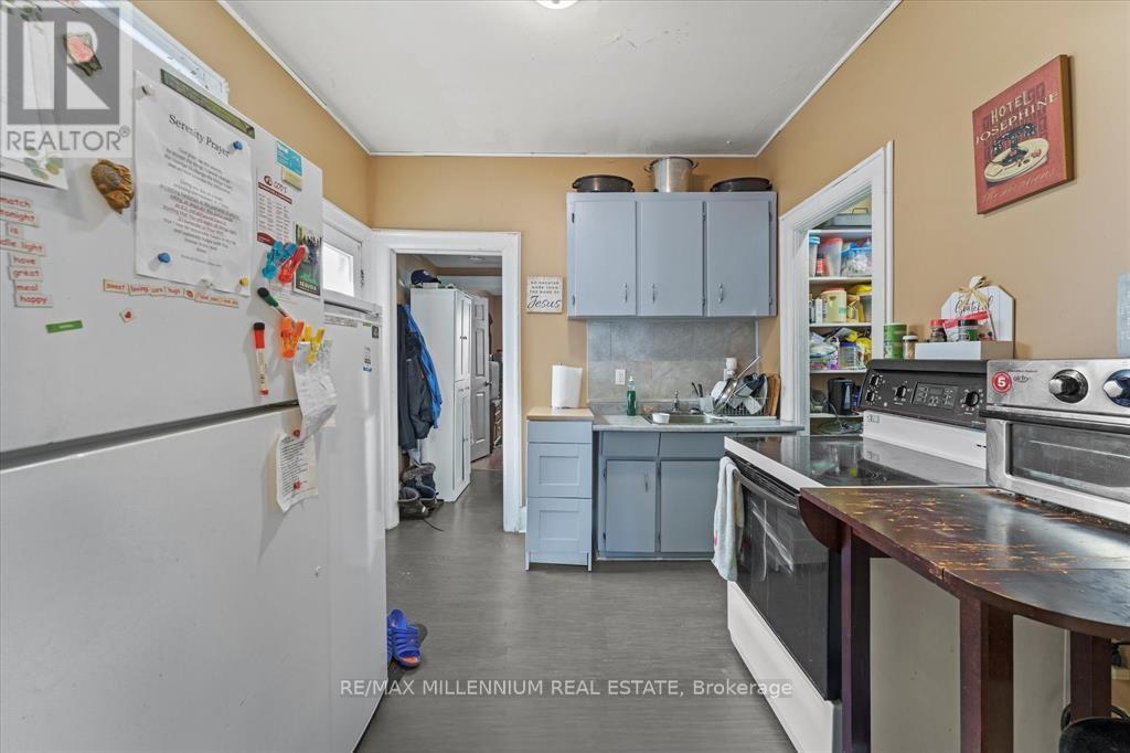 124-130 Elm Avenue, Windsor, Ontario  N9A 5G8 - Photo 38 - X12443248