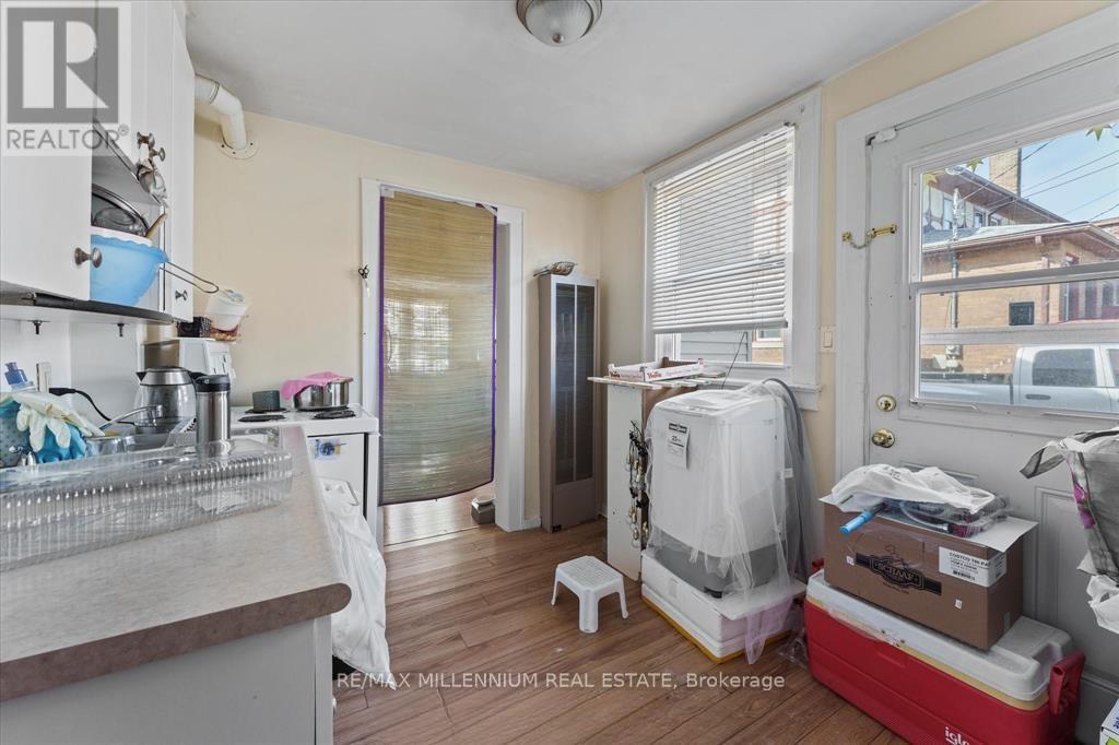 124-130 Elm Avenue, Windsor, Ontario  N9A 5G8 - Photo 21 - X12443248