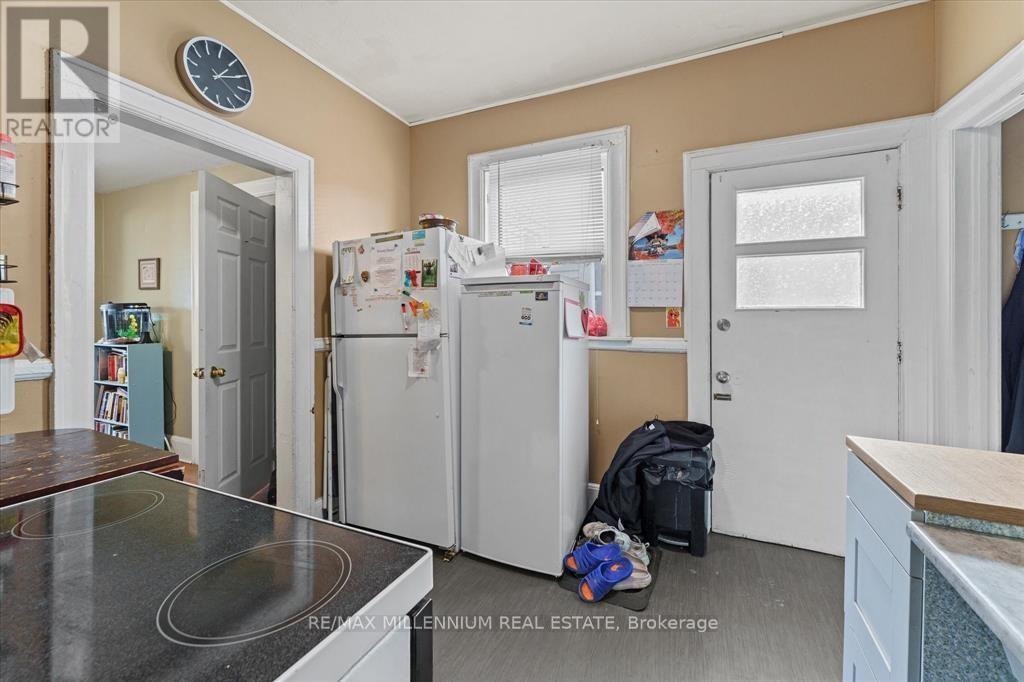 124-130 Elm Avenue, Windsor, Ontario  N9A 5G8 - Photo 40 - X12443248