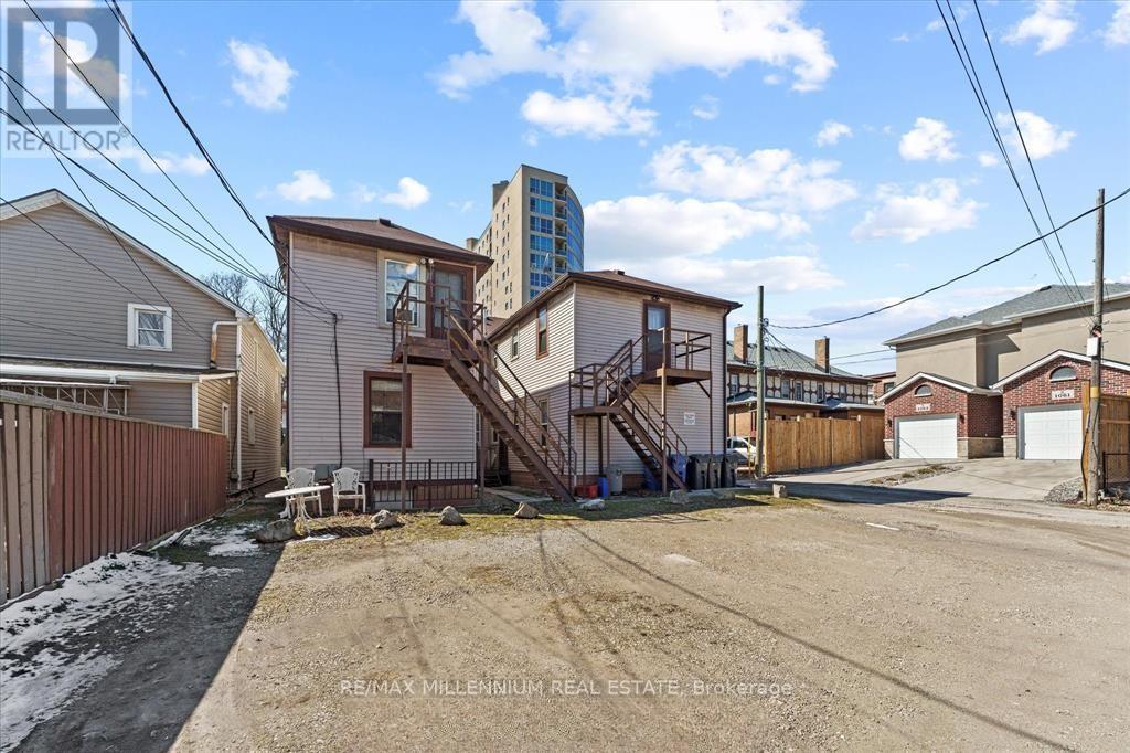124-130 Elm Avenue, Windsor, Ontario  N9A 5G8 - Photo 47 - X12443248