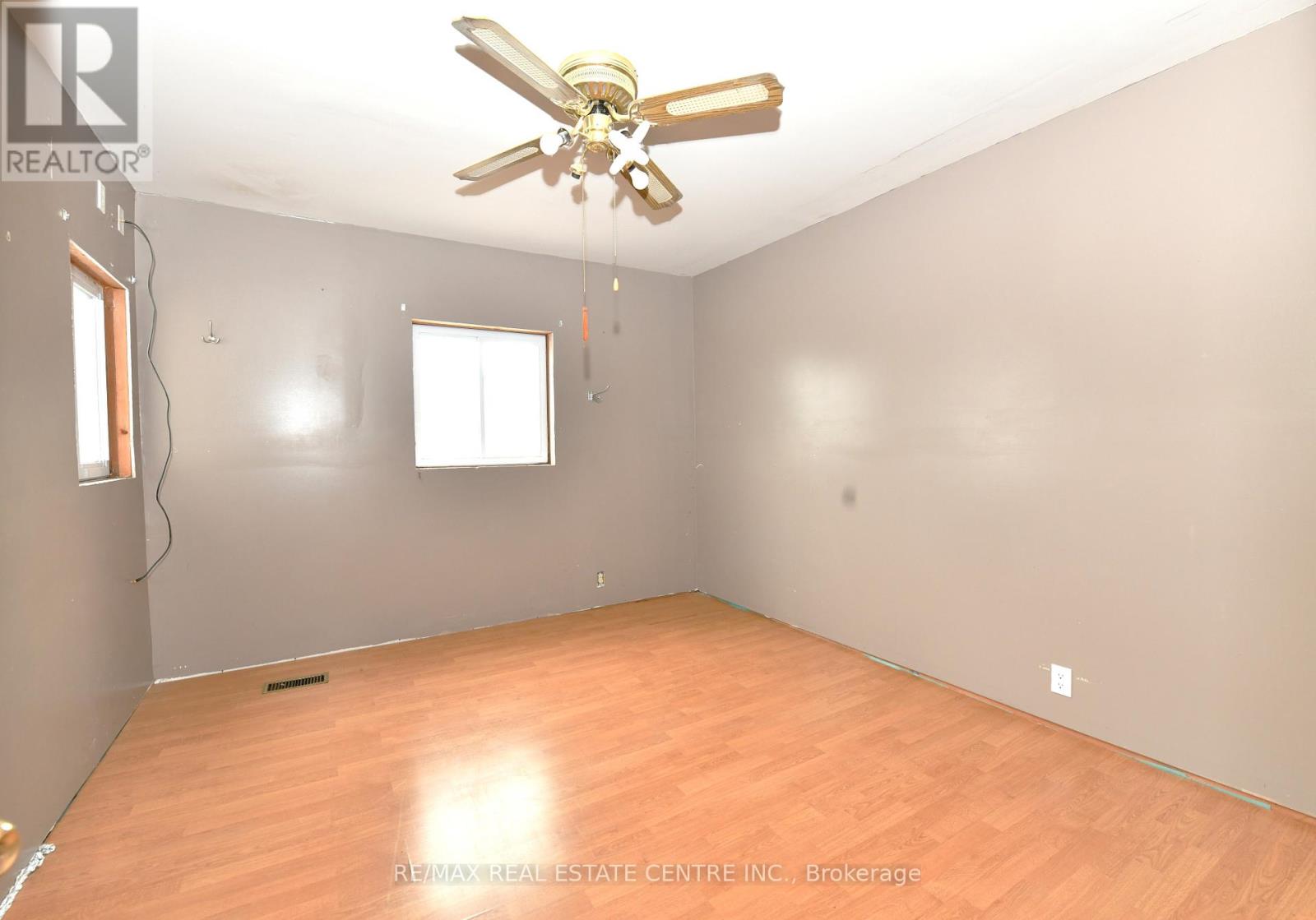 274 Wellington Street, St. Thomas, Ontario  N5R 2S8 - Photo 8 - X12541950