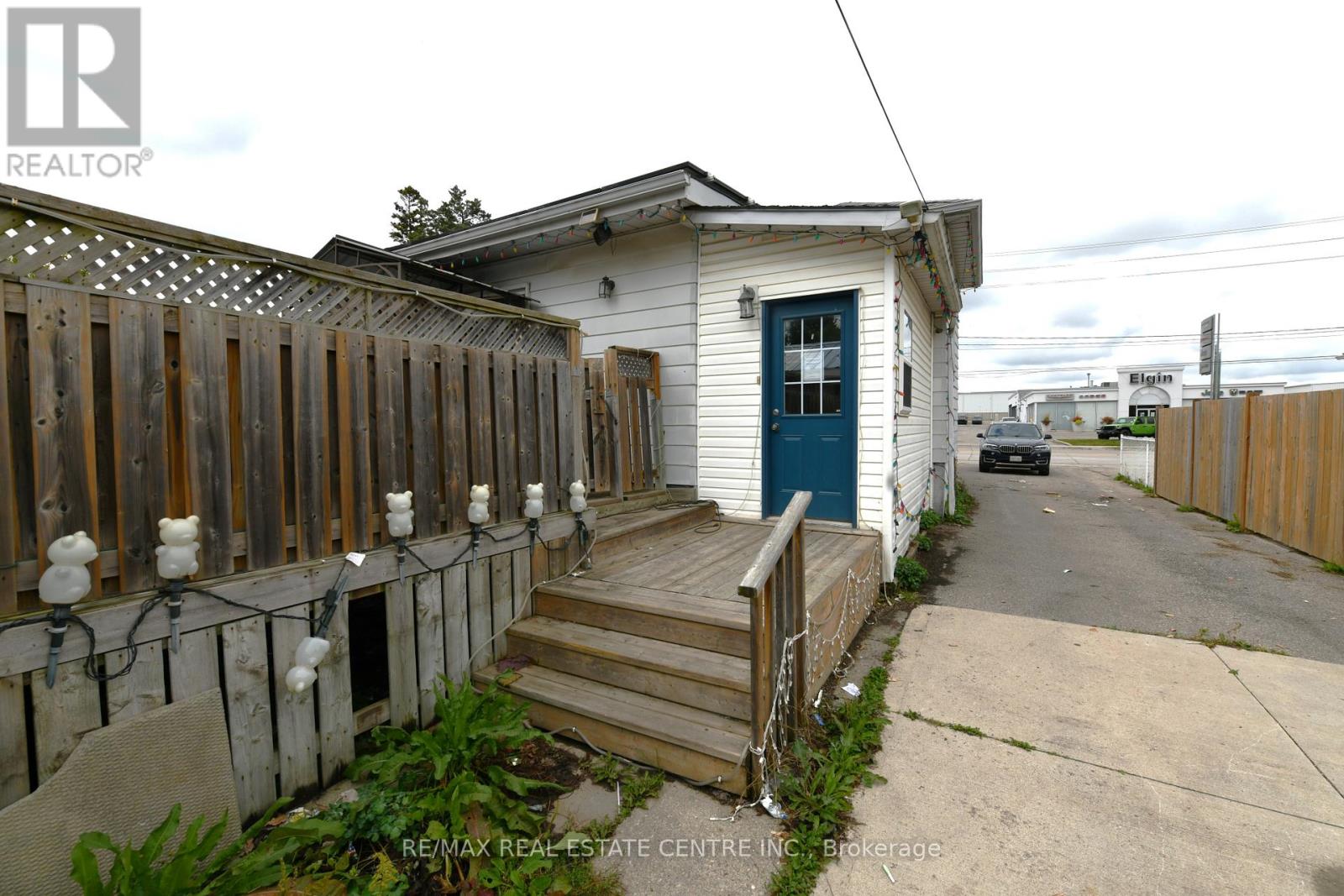 274 Wellington Street, St. Thomas, Ontario  N5R 2S8 - Photo 5 - X12541950