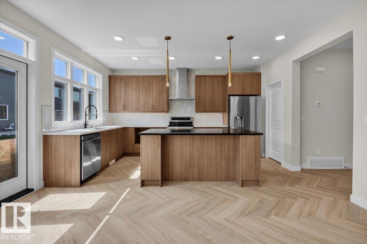 5822 Kootook Link Li Sw, Edmonton, Alberta  T6W 4Z6 - Photo 1 - E4467016