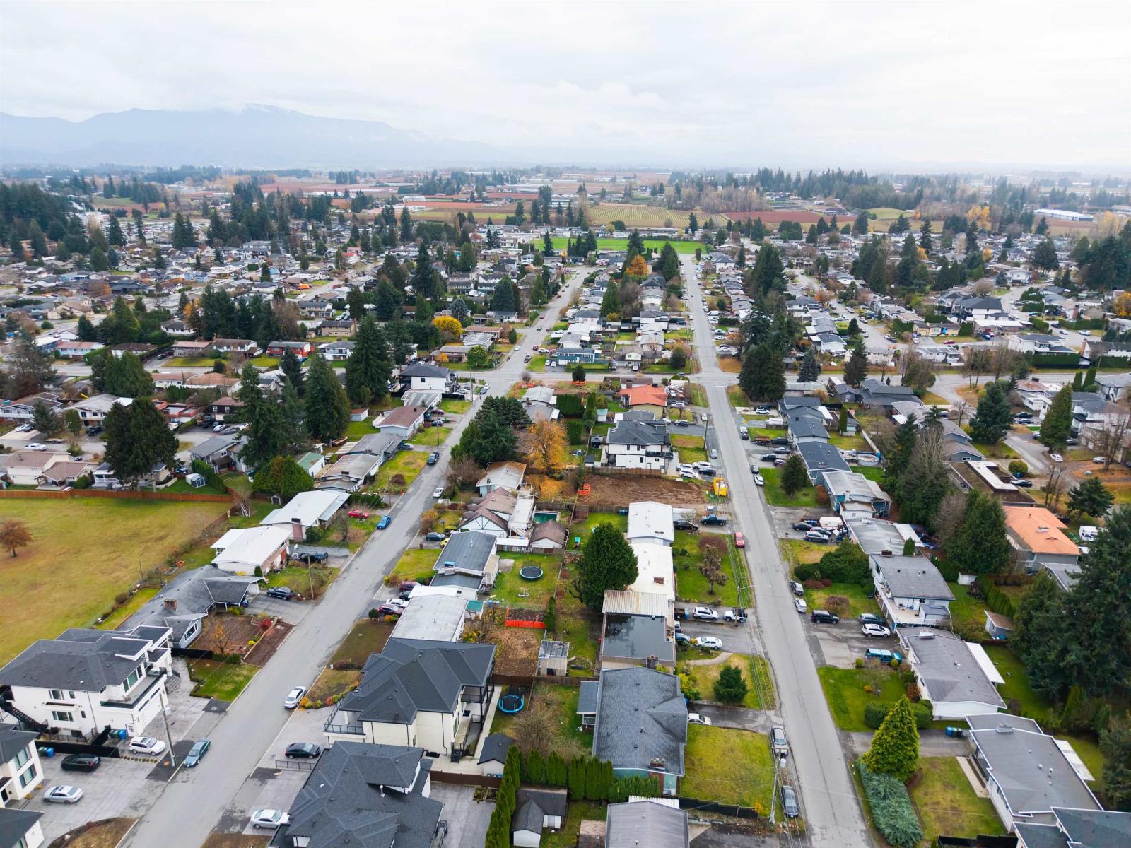 32557 Ridgeway Street, Abbotsford, British Columbia  V2T 3H6 - Photo 5 - R3068893