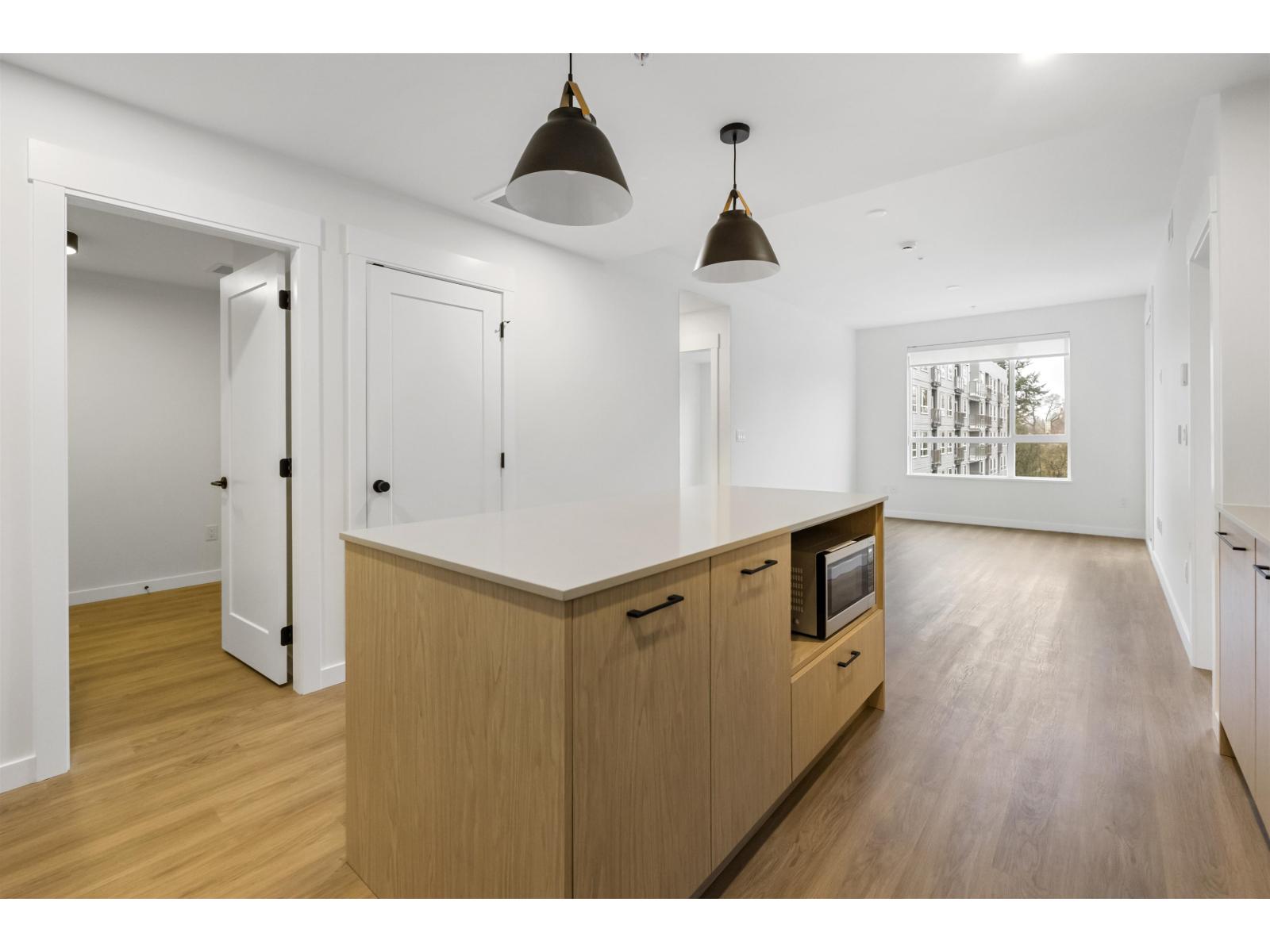 302 27218 Aldergrove Town Centre Drive, Langley, British Columbia  V4W 0E4 - Photo 6 - R3070745