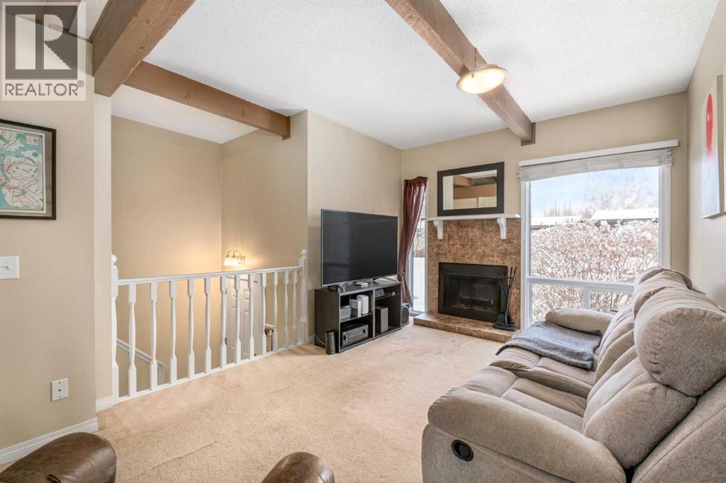 104 Rundlewood Lane Ne, Calgary, Alberta  T1Y 1Z2 - Photo 4 - A2272592