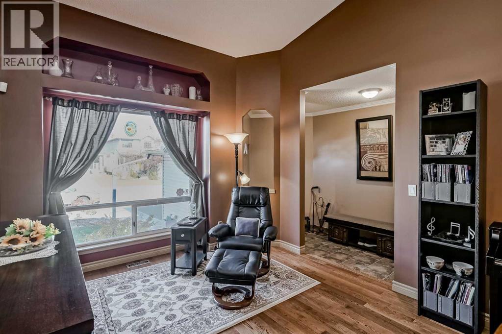 148 Citadel Close Nw, Calgary, Alberta  T3G 4A6 - Photo 3 - A2272876