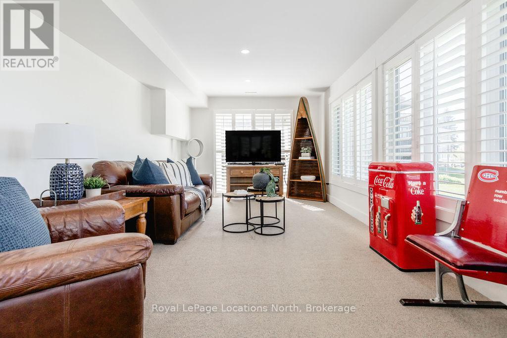 38 Lighthouse Lane E, Collingwood, Ontario  L9Y 5C8 - Photo 19 - S12437197