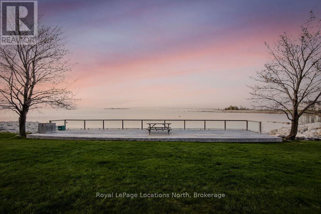 38 Lighthouse Lane E, Collingwood, Ontario  L9Y 5C8 - Photo 9 - S12437197