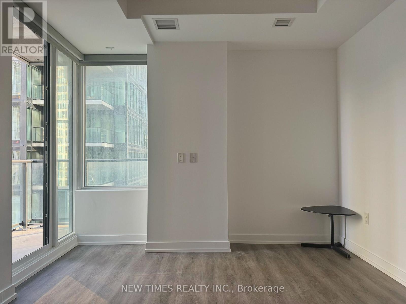 2112 - 115 Blue Jays Way, Toronto, Ontario  M5V 0N5 - Photo 2 - C12586632