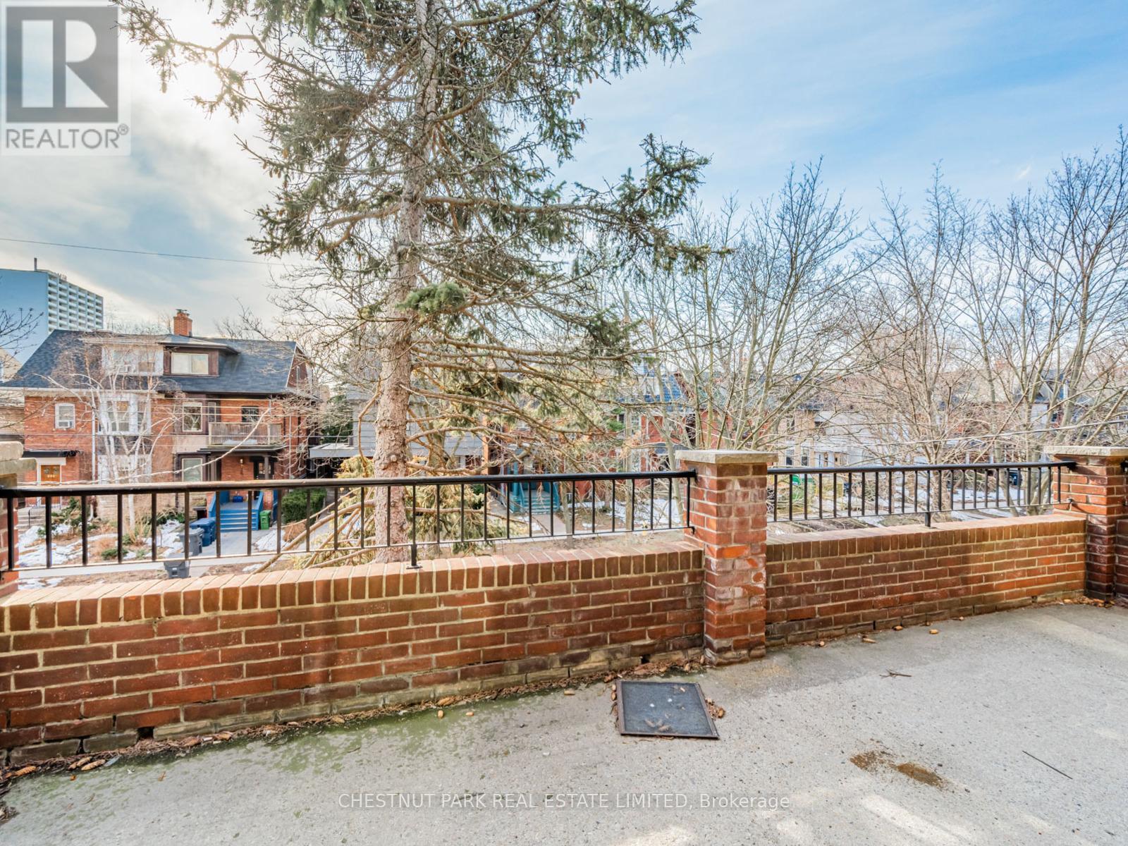 2nd - 607 Huron Street, Toronto, Ontario  M5R 2R8 - Photo 12 - C12586656