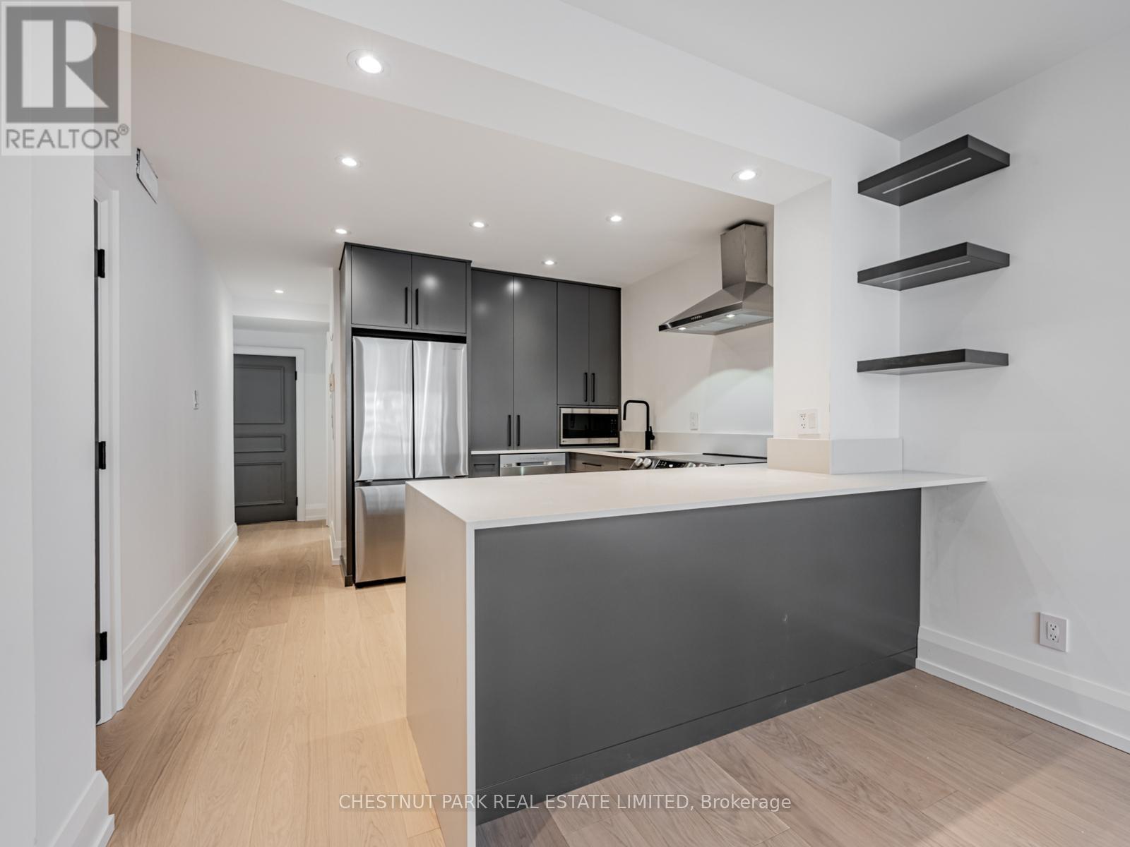 2nd - 607 Huron Street, Toronto, Ontario  M5R 2R8 - Photo 3 - C12586656