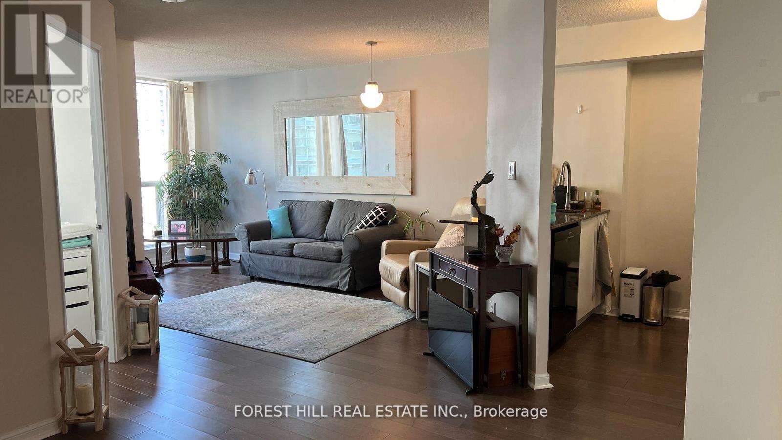 1408 - 24 Wellesley Street, Toronto, Ontario  M4Y 2X6 - Photo 2 - C12586704